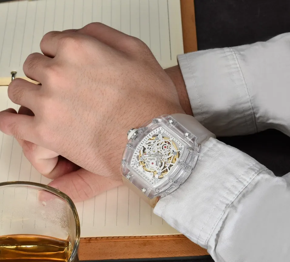 Nowy zegarek AAA W pełni automatyczny mechaniczny mechaniczny 8009 Marka na rękę na rękę gumowe paski biznesowe sportowe przezroczyste zegarek importowany 212B