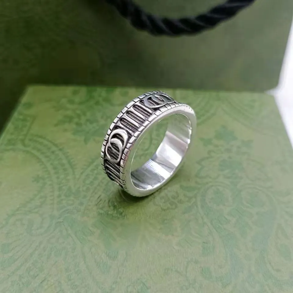 Designer de alta qualidade extravagante G anel de aço retro carta de aço inoxidável c anéis de prata moda promessa margarida para mulheres homens wed2502