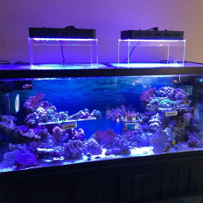 Volledig spectrum LED-aquariumlicht Bluetooth-bediening Dimbare mariene kweeklampen voor koraalrifaquarium Plant273Q