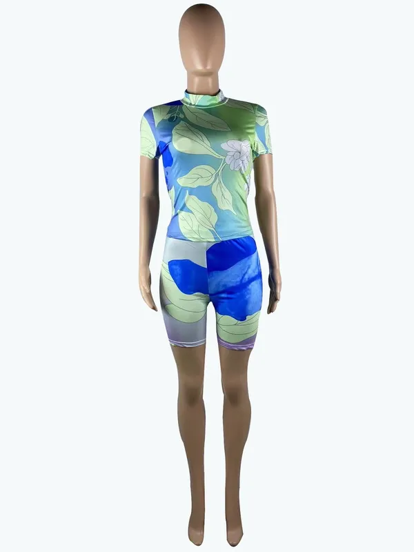 CM YAYA Active Leaf Print Women Two Set Outfits for Summer Short Sleeve T shirt and Shorts Matching Tracksuit 220616