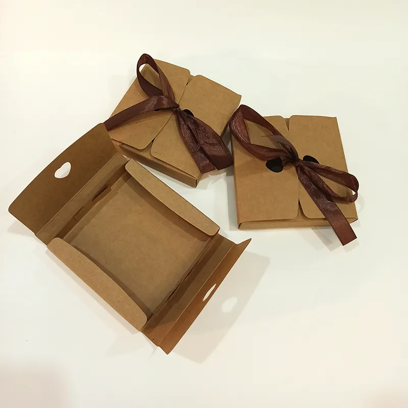 Caixas De Presentes Kraft Packaging Box Small Cardboard Gift Packing Carton Wedding Paper Boxes Customization 10x10x2cm 220706