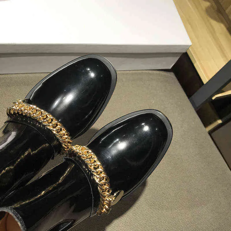 Femmes bottes femme bande élastique chaussure moderne cuir brillant Chelsea cheville concepteur chaîne en or dames chaussures Botas De Mujer 0719