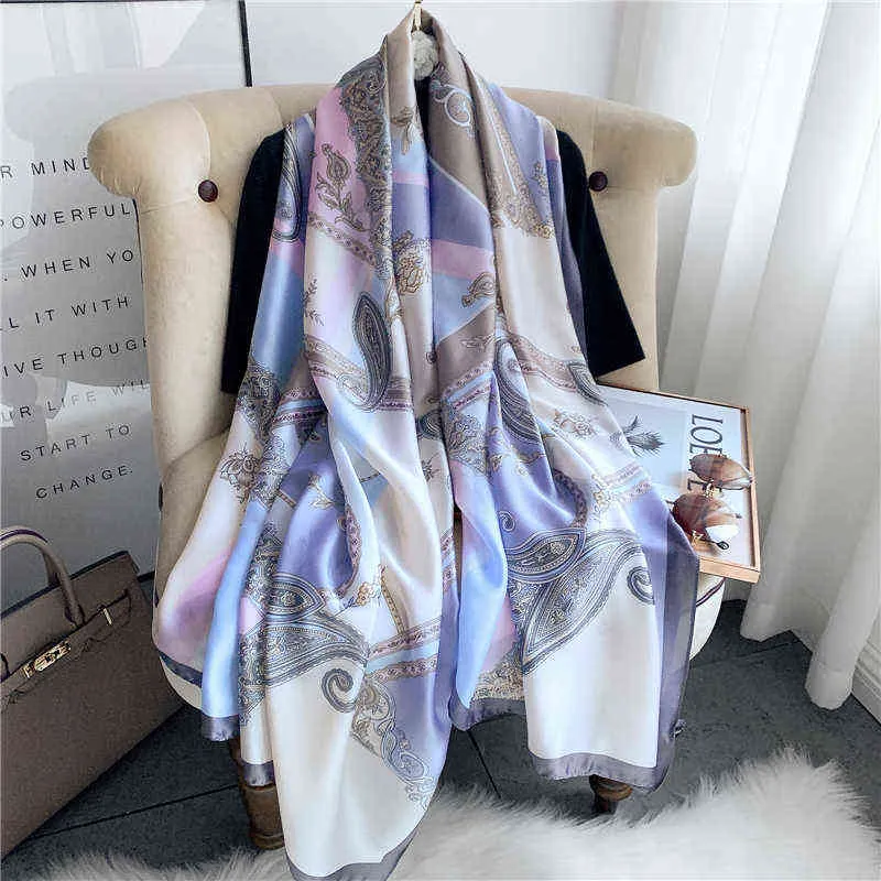 Grote plaid -sjaals en wraps Long Silk Scarf Women Fashionmerk Pashmina Hoge kwaliteit Foulard Hijab 2022 Nieuwe luxe bandana Y2204243824