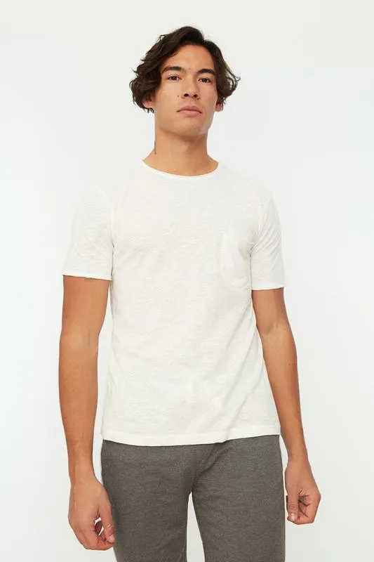 Trendyol Male Short-Sleeve Pocket T-Shirt TMNSS20TS0305 camisetas hombre roupas masculinas 220505