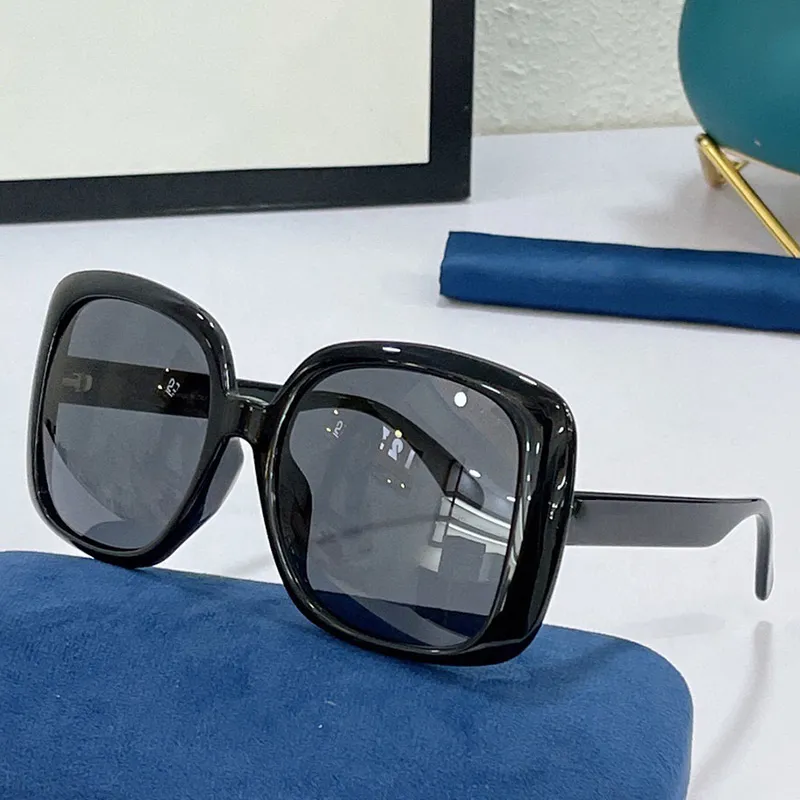 Neue beliebte Designer-Sonnenbrille für Herren und Damen mit quadratischem Rahmen 0713SA, klassisches rotes und grünes Gurtband-Design, Urlaubsreise, Po-Top, Qual283B