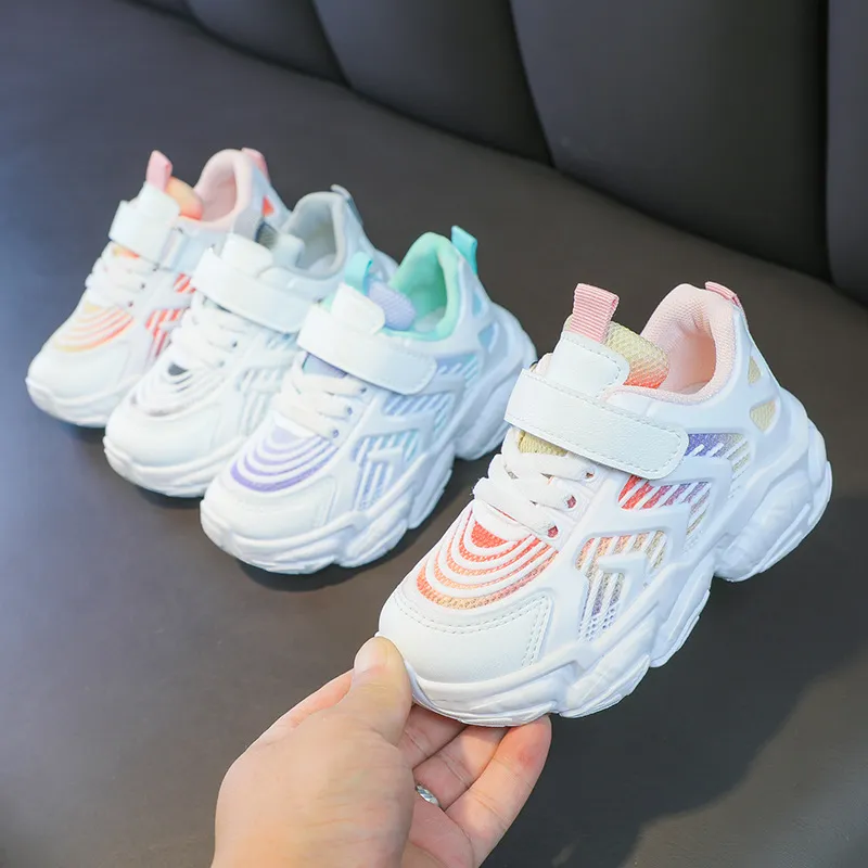 Nouvelles chaussures d'enfants de printemps pour filles chaussures de sport mode chaussures de bébé respirantes