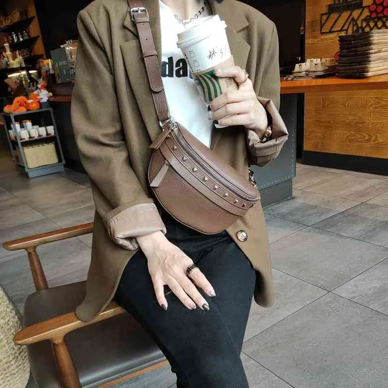 Fashion Rivet Fanny Pack Shell Borse Brand Belt Women Women 100 Volina in pelle Multifunzione cassa S 22053184023775932540