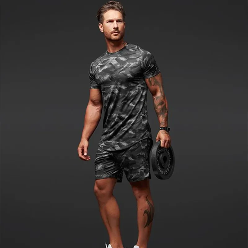 Camouflage Print Tshirt Sports kostym Par Snabb torr fritid Kör Summer Jogging Kort ärm Shorts 220530