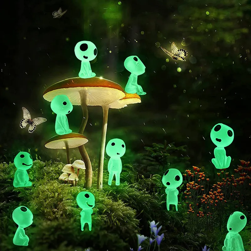 5 Luminous Tree Elves Spirit Princess Mononoke Micro Landscape Figure Ornament Glowing Miniature Gardening Potted Decor 220721