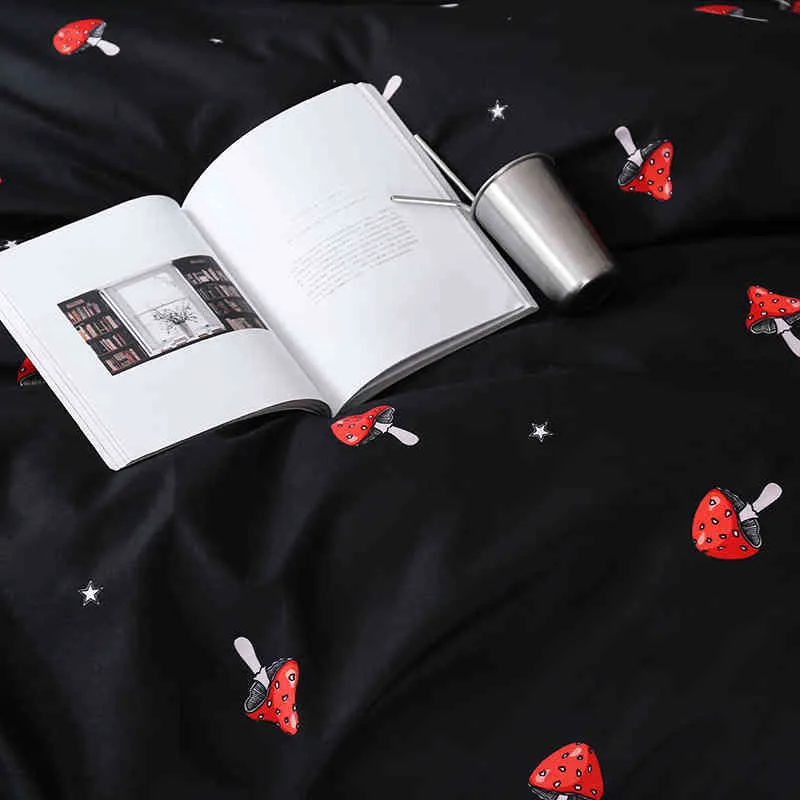 Cute Red Mushroom Pattern Bedding Sets 3/Super Soft Linings Duvet Cover Sheet Pillowcases Set Queen King Size