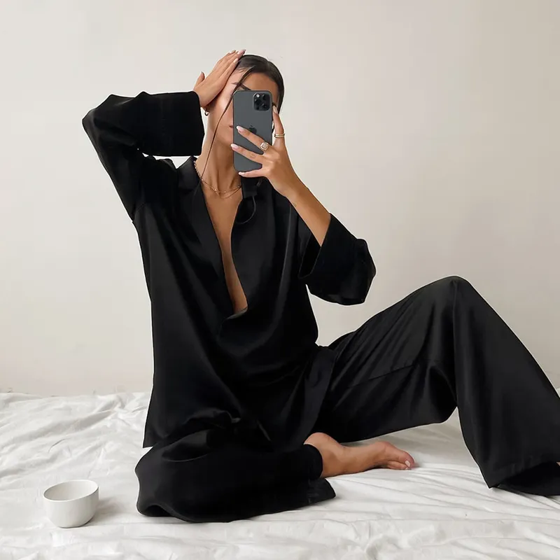 Hiloc Übergroße Satin-Seiden-Nachtwäsche, tief ausgeschnittene sexy Pyjamas für Frauen, einreihig, lange Ärmel, weites Bein, Hosen, Hosenanzüge 220722