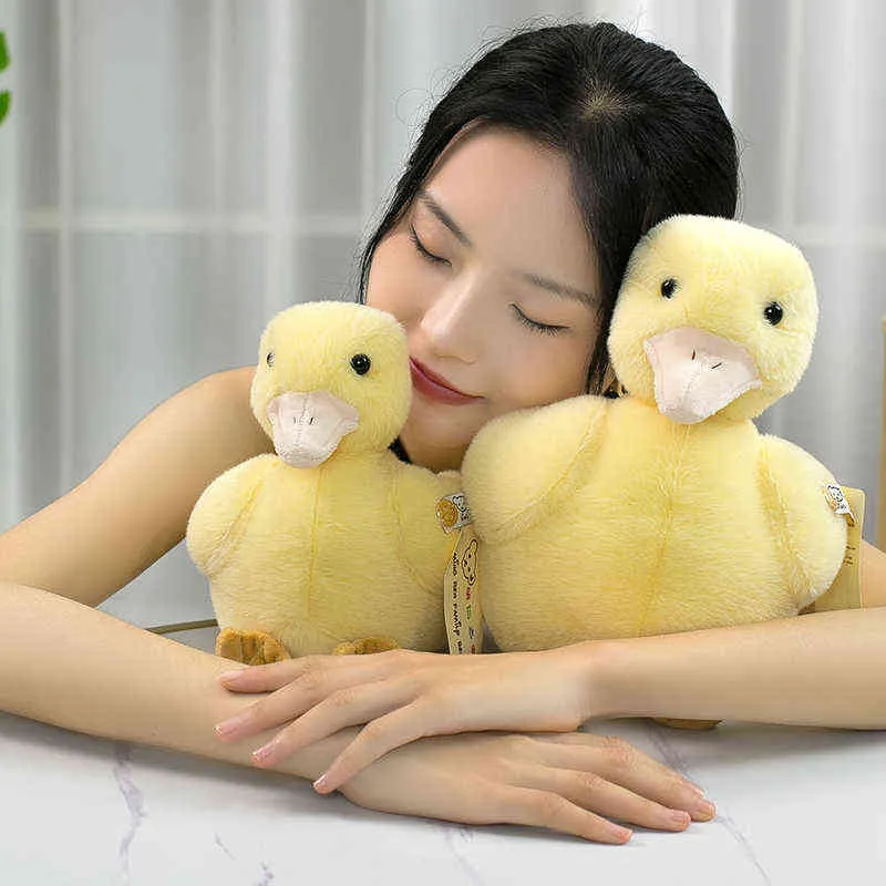 CM моделирование милые желтые утки плюшевые игрушки мягкие приятные куклы Жизненные дети Дети девочки Рождественский подарок J220704