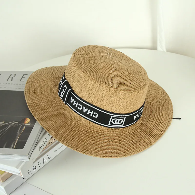 Trendy Luxury Designer Letter Round Flat Top Straw Beach Hat Lady Boater Sun Caps Panama Straw Fedora Women's Travel Bucket Hat 220630