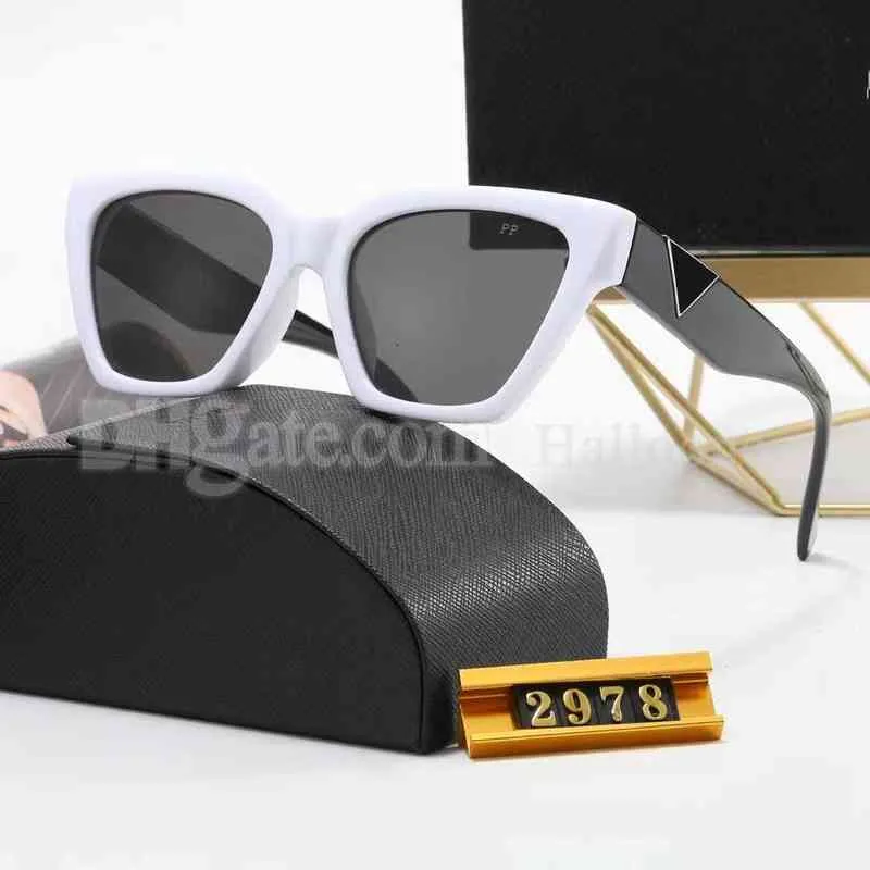 Men Women Designer نظارات شمسية أزياء النظارات الكلاسيكية Goggle Goggle Outdoor Beach Sun Glasses for Man Woman Triangula250s