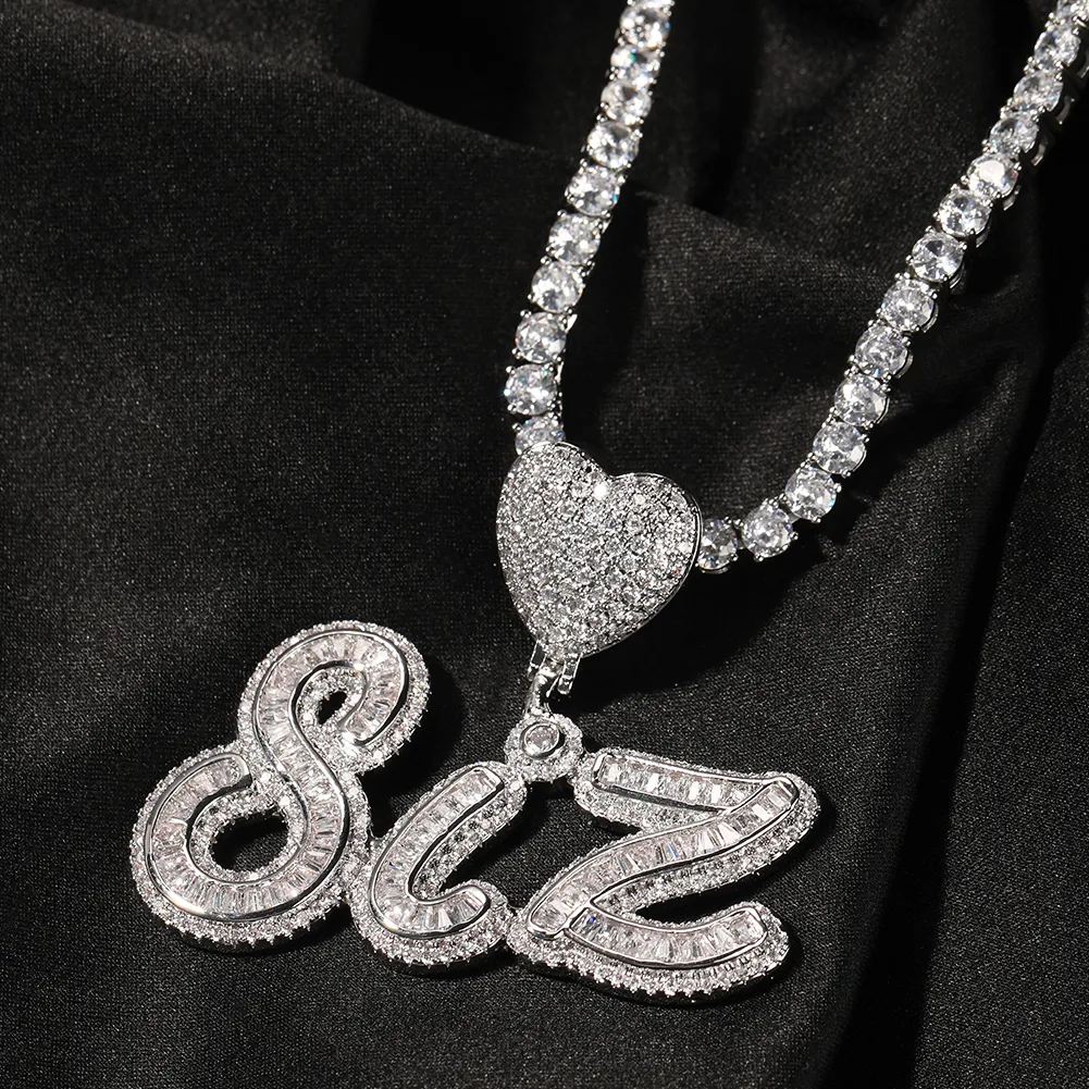 Baguettes personnalisées avec pendentif en lettres de script, collier avec fermoir en forme de cœur, chaîne de Tennis, Micro pavé CZ, bijoux hip hop personnalisés 214o