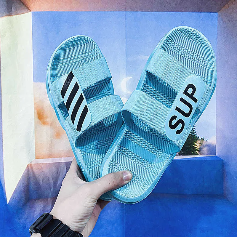 En Kaliteli Büküm Alt Terlik 2022 Yaz Moda Serin erkek Açık Rahat Plaj Ayakkabı Eva Ev Banyo Masaj Sandalet Tasarımcı Klasik Lüks