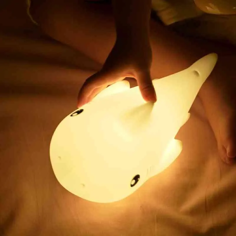 Shark Night Light Touch Capteur Soft Silicone lampe mignon Animal pour bébé enfant Décoration de chambre USB 7 couleurs W220310Q