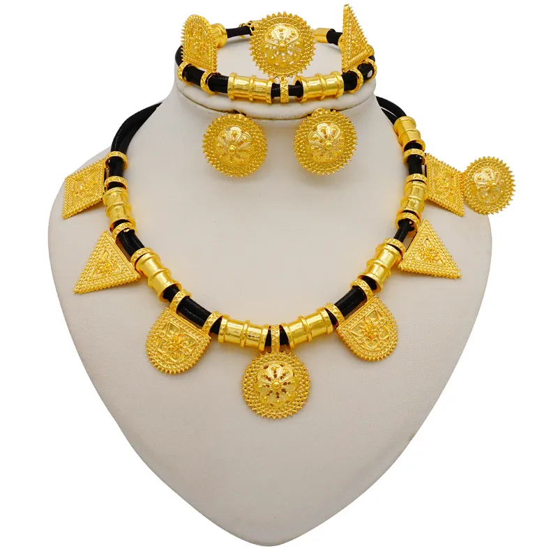 مجموعات المجوهرات الأخرى مجموعات القلادة للنساء دبي المجوهرات الذهبية الإفريقية مجموعة الأقسام العروس الأقسام