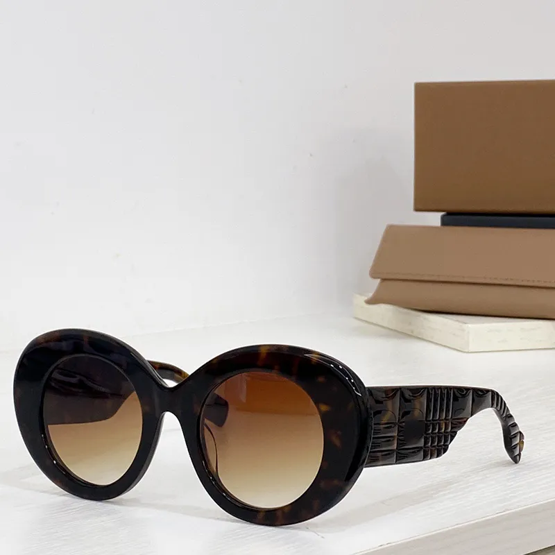 Designer Oval plaid Sunglasses Men Women Vintage Check black Shades Driving Polarized Sunglass metal Hinged big LOGO 4370 Fashion 258j