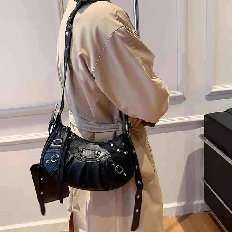 Sacs à main Outlet rivet boulette froissée nouvelle fronde une épaule texture messager sac pour femme