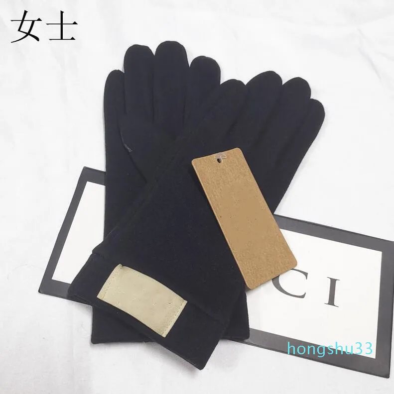 2022 NYA Fashion European och American Designer Brand Windproect Leather Gloves Lady Touch Screen Rabbit Fur Mouth Winter Heat Pres2781