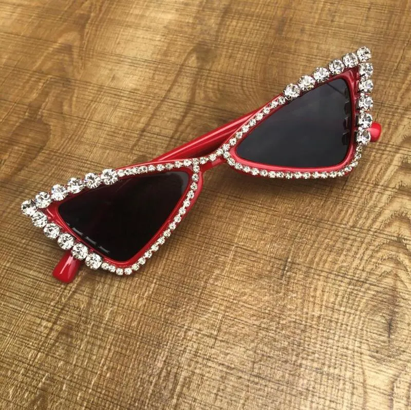 Zaolihu Baby Cat Eye Sunglasses Kids Diamond Crystal Sun Glasses UV400 Summer Shades Black Red Small Ieewear Luxury Gafas DE 220705