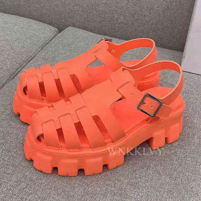 Retro Solid Färg Runda Toe Plast Sandaler Kvinnor Sommar Gladiator Tjock Sole Fritid Vacation Beach Shoes 2022 Y220409