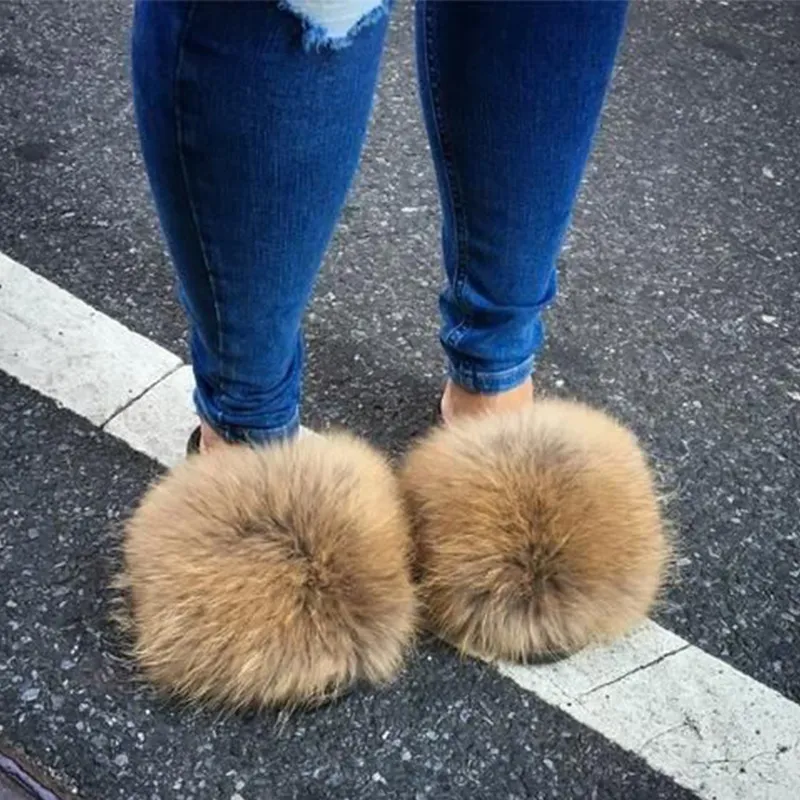 Pantofole di pelliccia soffice di lusso della ragazza di arrivo Ladies Indoor Warm Furry Fur Flip Flops Women Amazing Plush Fur Slides all'ingrosso 220607