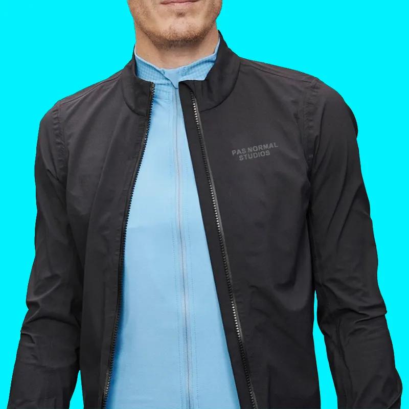 Undurchlässige Fahrrad-Regenjacke von höchster Qualität, wasserdichtes, winddichtes Trikot, leichtes Langarm-MTB-Shirt