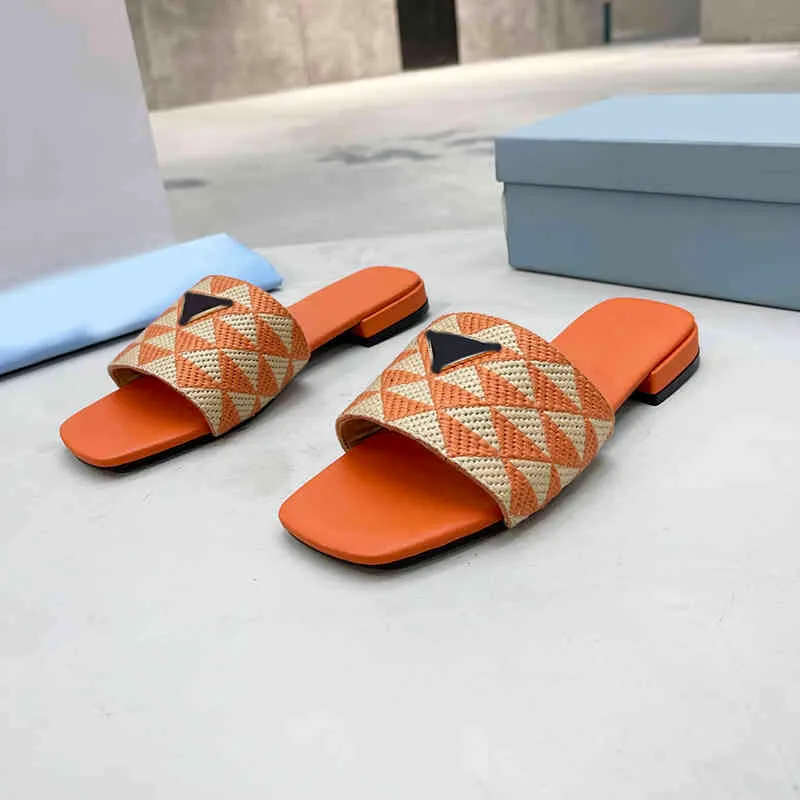 يتخبط Splip Sport Flop للنساء النعال المطرزة الصيفية الصيفية أحذية أحذية نسائية حذاء مريح Slides Sandal 220314