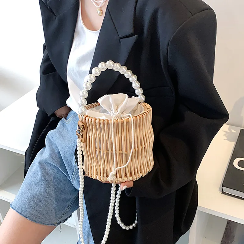 Women Straw Handbags And Purses Summer Rattan Basket Bag Woven Wicker Bucket Tote Bags Girls Pearl Chain Beach Travel Bag 220525265M