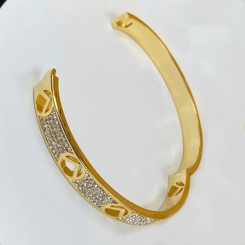 Womens Designer Bracciale in oro da uomo Bangle Lettera Bracciali Gioielli Diamanti spessi Bracciali Donna Uomo Bracciale retrò 2205275D