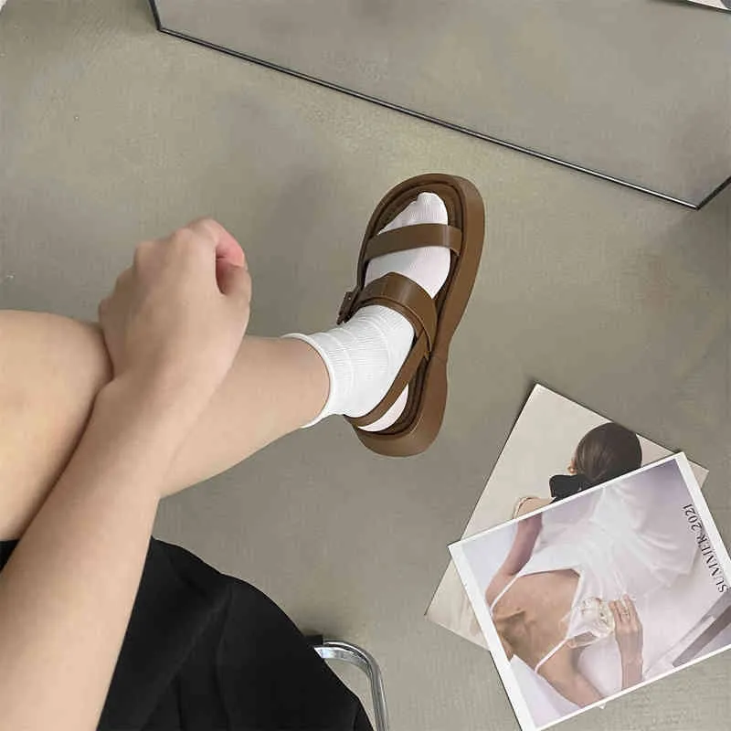 Sandaler kvinnor tofflor mode sommarmuffins botten höga klackar sexiga dubbelbälte plattform sandaler casual skor 220704