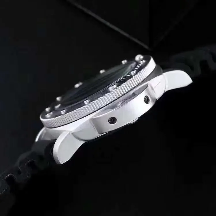 2022 Luksusowe zegarki mody gumowy pasek zupełnie nowy trzy szwy seria mała igła bieg drugi wysokiej jakości swobodny kwarc WR270V