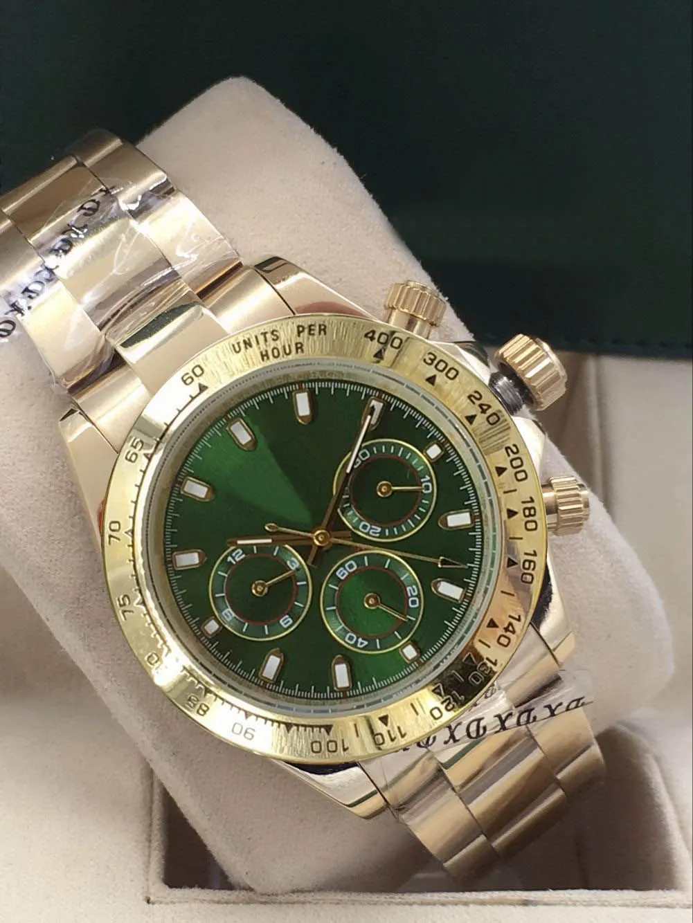 Bekijk heren master design sportstijl automatisch uurwerk gouden roestvrijstalen kast groene wijzerplaat opvouwbare button302E