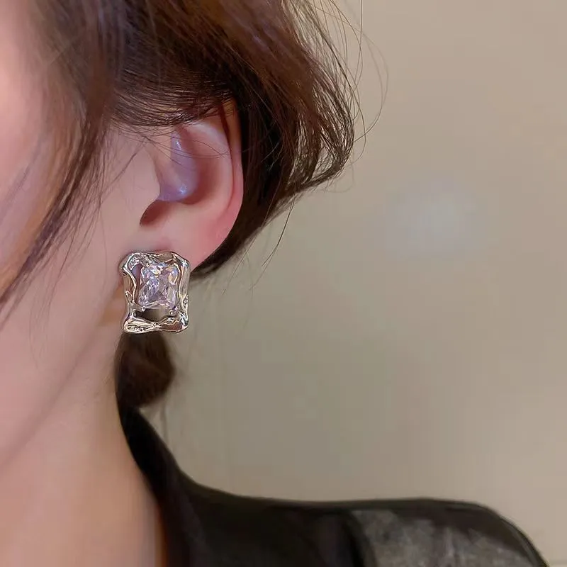 女性のためのデザイナーイヤリングuxury uxury earringsデザイナージュエリージュエリーダイヤモンドチェーンクローバースクリューラックスクリスタル女性クーデター242c