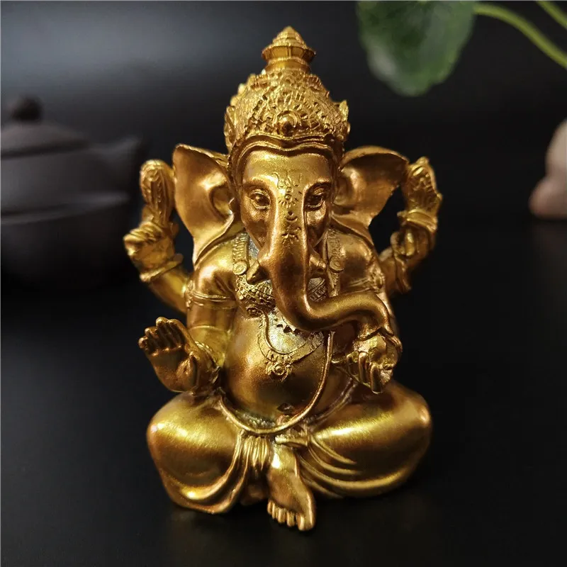 Gold Lord Ganesha estátua Elefante Hindu Deus Escultura Figuras Resina Home Garden Decoração de Buda estátuas para a Casa 220707