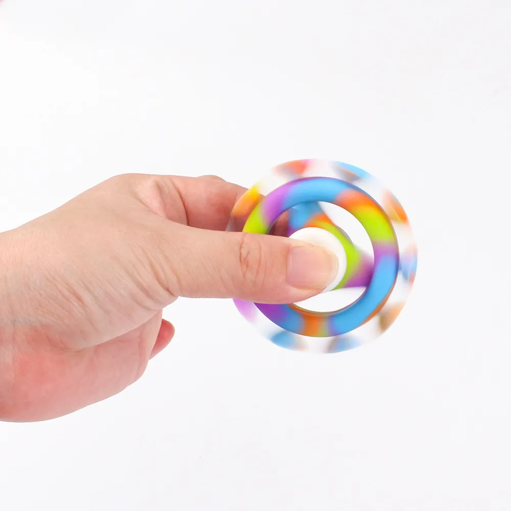 UPS New Fingertip Gyroscope Toy dedization Pioneer Sucker Gyroscope Spin le Toy Silicone6351420
