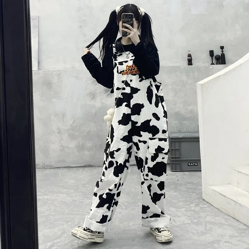 Женские комбинезоны для женских комбинезонов улицы Hiphop Harajuku Girl Cow Print Один из них для женщин Черно -белый клетчатый комбинезон. Случайные брюки для комбинезона мешковатые брюки L220826