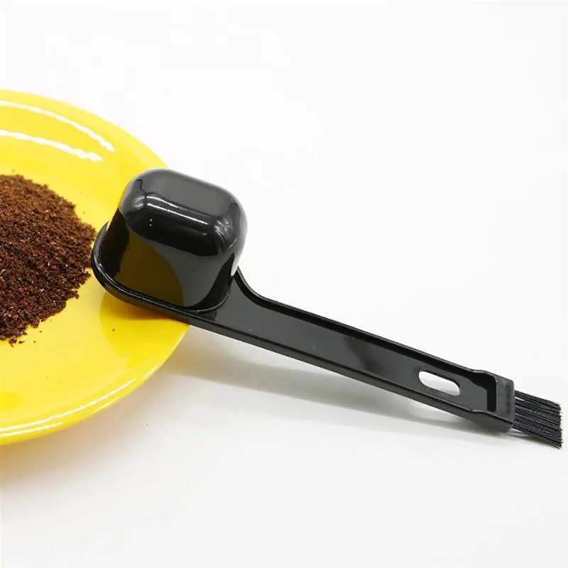 Kapmore 2 Stück Kunststoff-Kaffee-Messlöffel, tragbarer Kaffeelöffel mit kleiner Kaffeebürste, Werkzeug-Zubehör