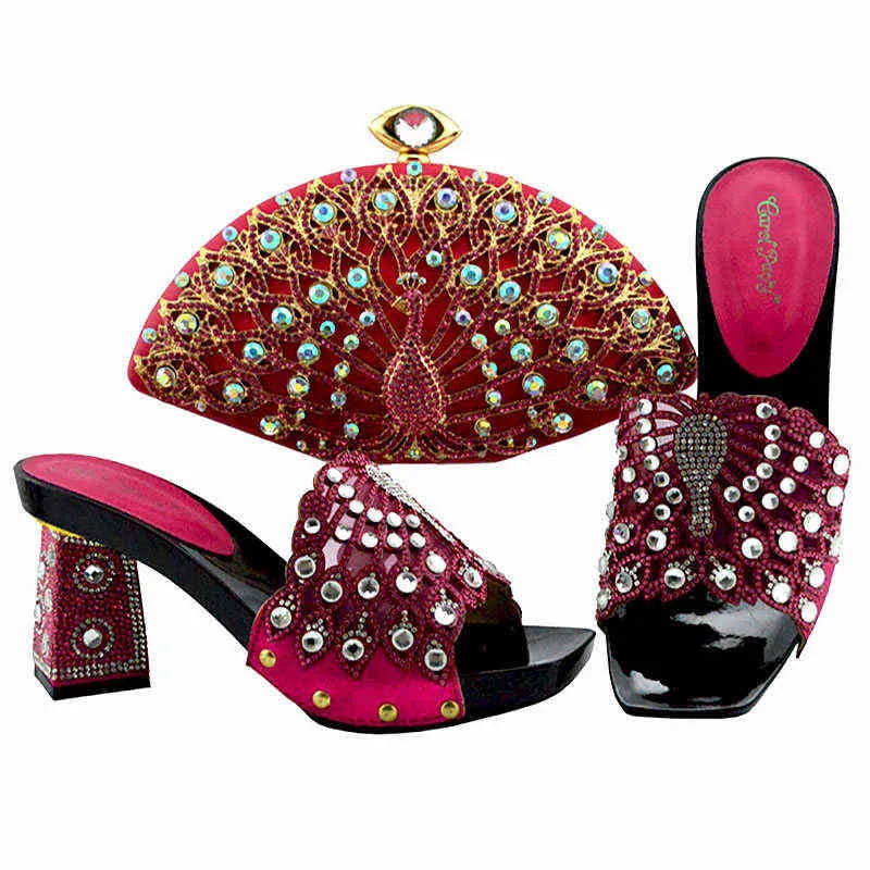 Dress Shoes Italiaans ontwerp met bijpassende tassen voor vrouwen Nigeriaanse mode en set bruiloft Afrikaanse schoen in rood 220722
