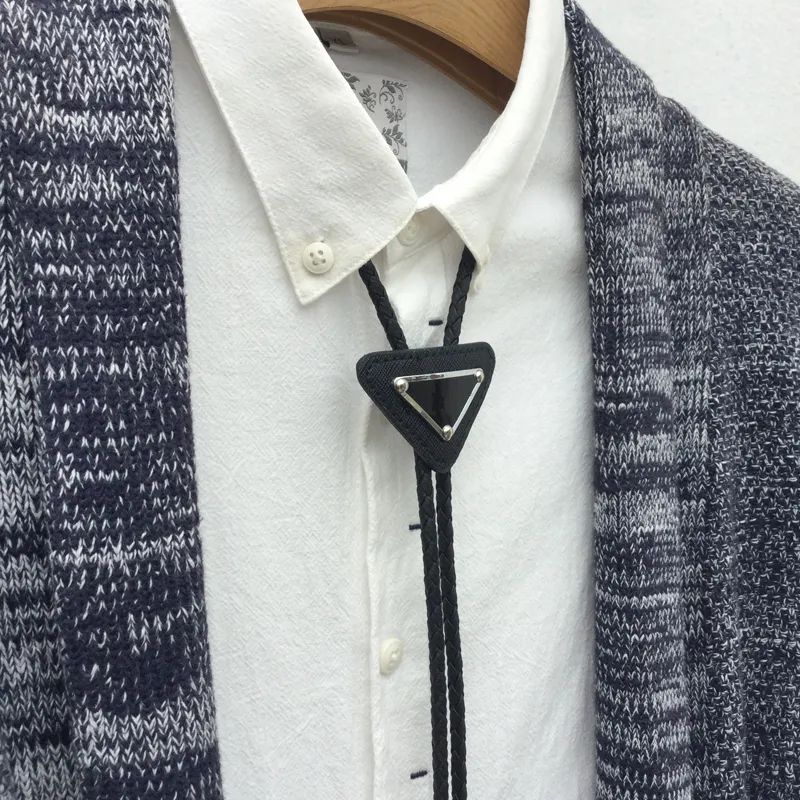 Оригинальный дизайн Западный ковбойский сплав, галстук-боло с треугольниками для мужчин и женщин, индивидуальный галстук, модный аксессуар 220720250f