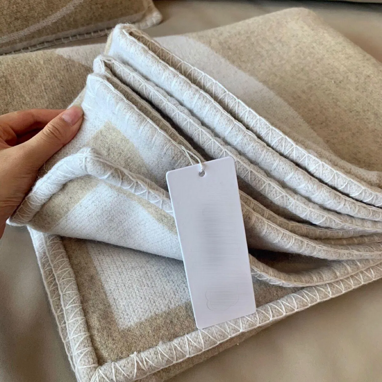 Blanket Luxury Signage real cashmere wool classic thicken warm blankets large size 135 170cm for home travel vacation crea2678