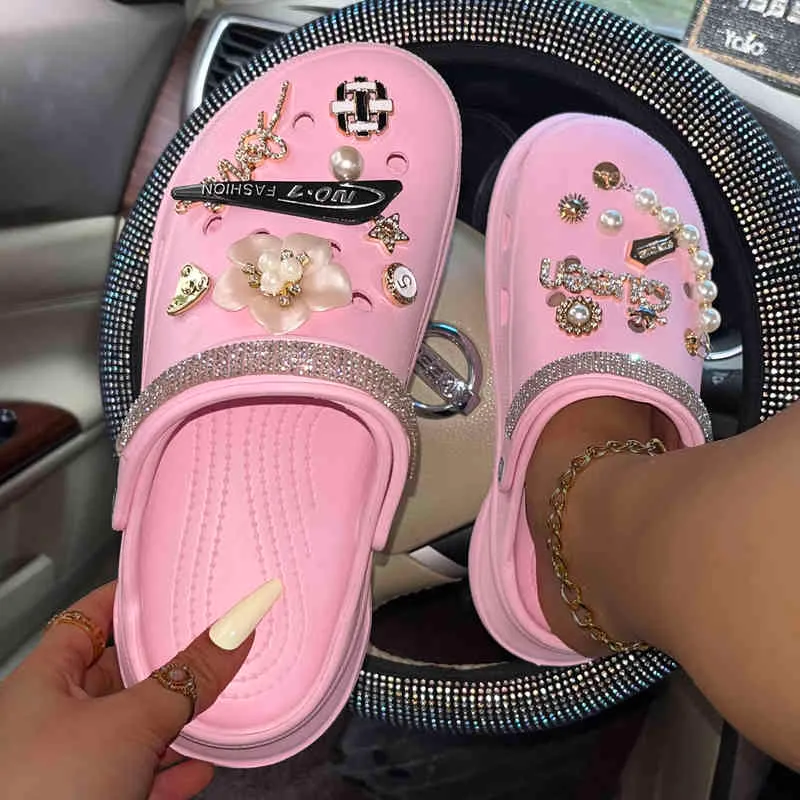 Sandálias nxy verão mulheres shinestone woman grossa de fundo de fundo slides para casa não deslizamento flip lady tapulh shoes shoes hole slippers 0528