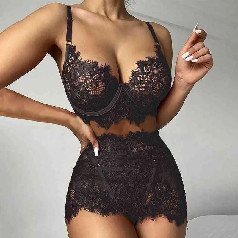 섹시 란제리 2022 3 조각 레이스 브라 속옷 세트 숙녀 흑인 패션을 통해 나이트웨어 에로틱 란제리 L220727