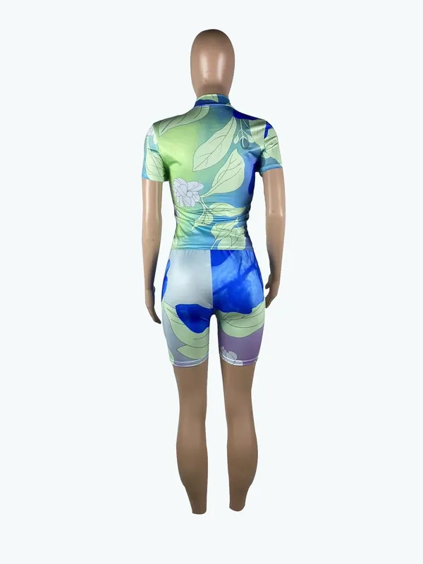 CM YAYA Active Leaf Print Women Two Set Outfits for Summer Short Sleeve T shirt and Shorts Matching Tracksuit 220616
