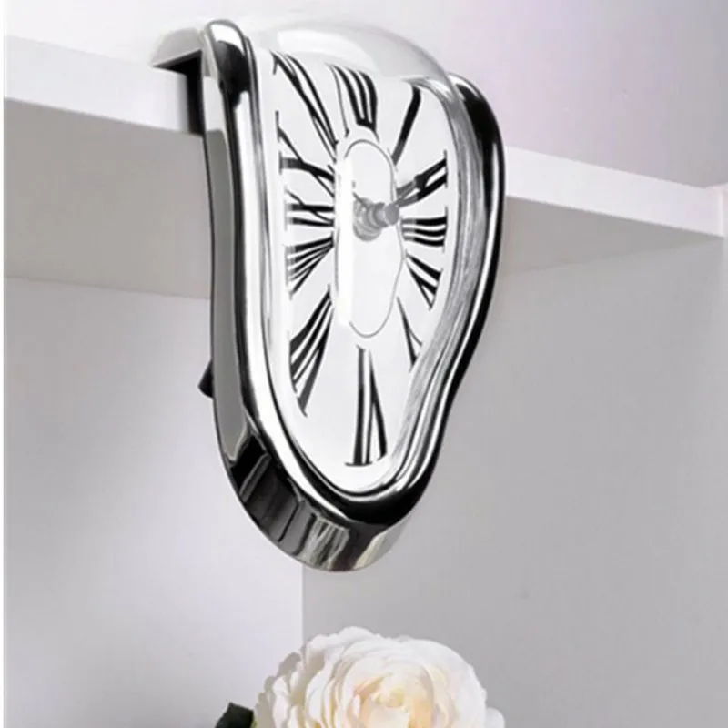 Melting Watch Melted Clock For Decorative Home Office Shelf Desk Table Funny Creative Gift 220706