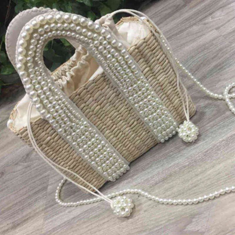 Ny kvinnors väska med Pearl Ladies Tote Crossbody Handväskor Handgjorda halmkorg Messenger Väska för Vacation Banket Life G220531