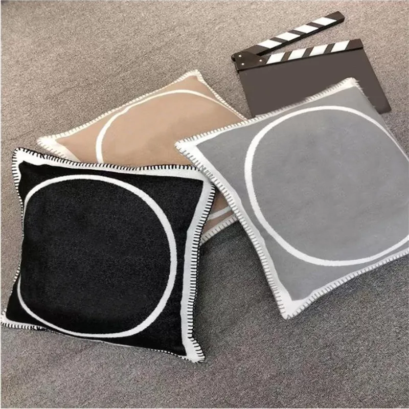 Высококачественные кашемировые декоративные подушки дизайнерские подушки роскошная мода Sqaure Coushs Covers Home Decor с внутренней наволочкой 45x45см.