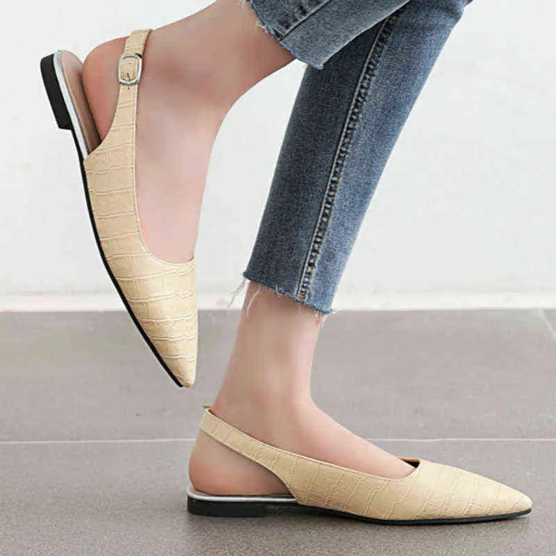 Sandaler sommarlägenheter Skor Snake Leather Women s Flat Woman Pointed Toe Casual bekväm Slingbacks Damer Stor storlek 220427